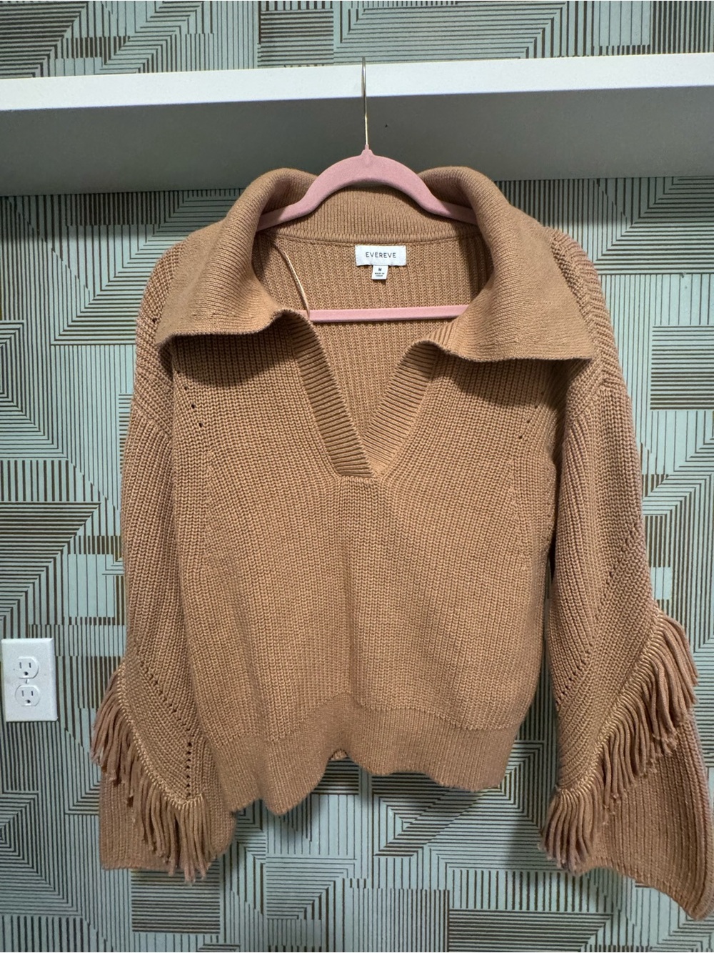 Evereve Camel Fringe Sleeve V-Neck Sweater